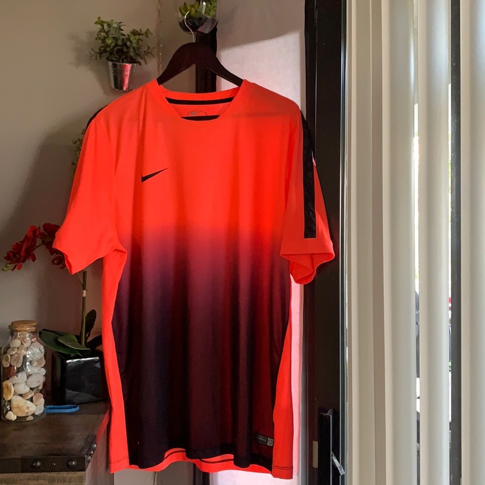 Nike dry fit shirt